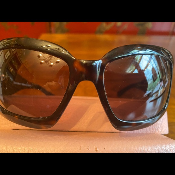 Shades of Couture by Juicy - Picture 1 of 8